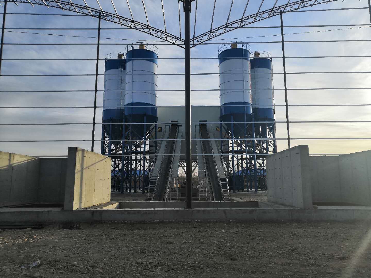 赤峰雙180樓1.jpg 赤峰雙180樓1.jpg